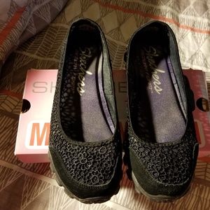 Skechers flats